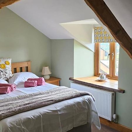 Lake View Farmhouse Escape Bala Exterior photo